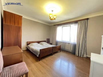 Բնակարաններ Կոդ` 3+211165