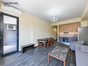 Apartments Code: 8+215948