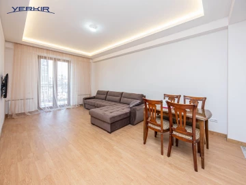 Apartments Code: 4+214511