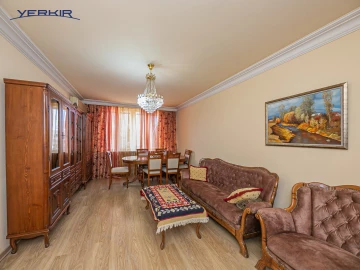 Բնակարաններ Կոդ` 5+319508