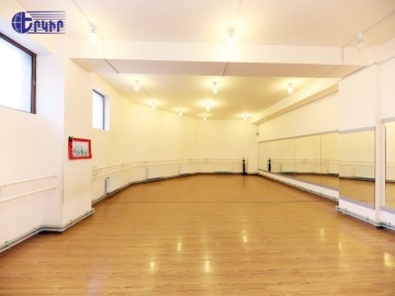 Commercial properties Code: 4+90938