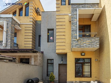 Առանձնատներ Կոդ` 9+5266856