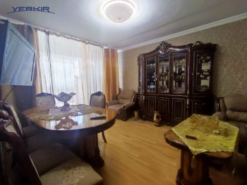 Apartments Code: 9+217094