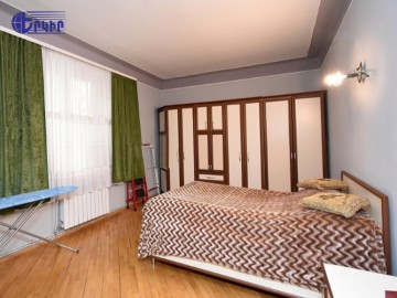 Բնակարաններ Կոդ` 10+2471490