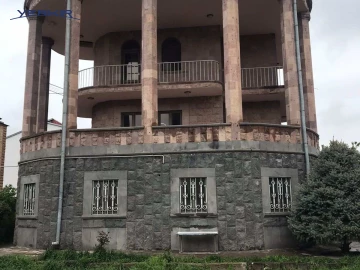 Houses Code: 9+520612