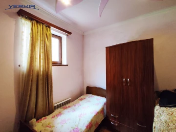 Առանձնատներ Կոդ` 10+518098