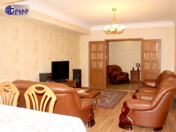 Բնակարաններ Կոդ` 2+30854