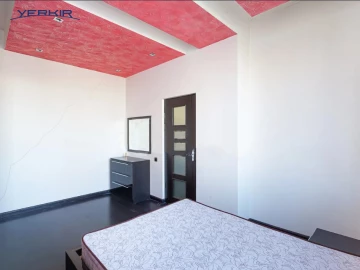 Բնակարաններ Կոդ` 5+213925