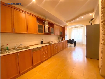 Apartments Code: 4+305689