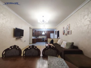 Apartments Code: 9+313283