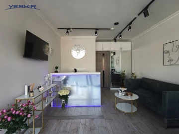 Commercial properties Code: 9+917503