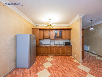 Apartments Code: 5+314879