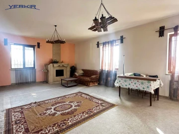 Houses Code: 5+514444