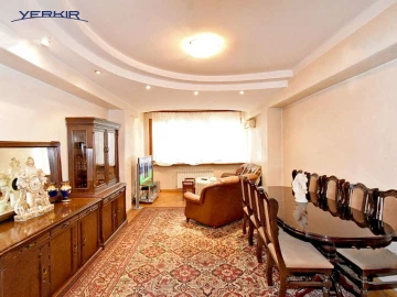 Բնակարաններ Կոդ` 5+305961