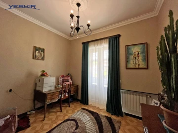 Houses Code: 3+512451