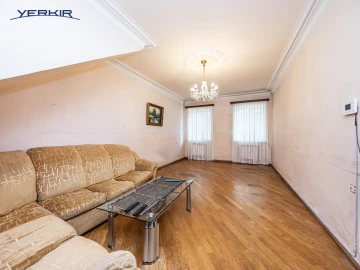 Առանձնատներ Կոդ` 5+513435