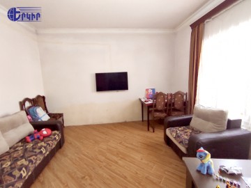 Առանձնատներ Կոդ` 5+50618