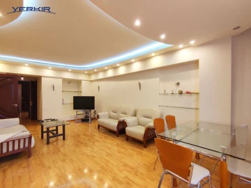 Բնակարաններ Կոդ` 4+206562