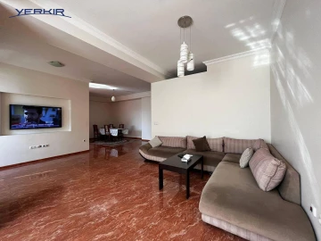 Բնակարաններ Կոդ` 3+310461