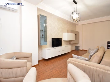 Բնակարաններ Կոդ` 9+218265