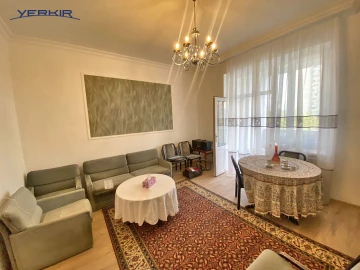 Apartments Code: 4+212621