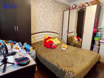 Բնակարաններ Կոդ` 8+203641