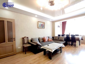 Apartments Code: 4+403144