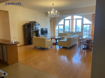 Apartments Code: 5+404350