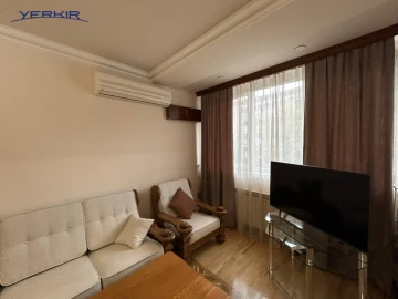 Բնակարաններ Կոդ` 5+10061