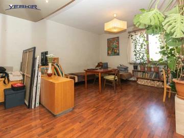 Apartments Code: 5+319336