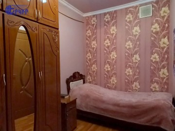 Apartments Code: 3+2386371