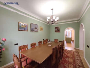 Առանձնատներ Կոդ` 8+501495