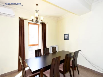 Apartments Code: 5+308400