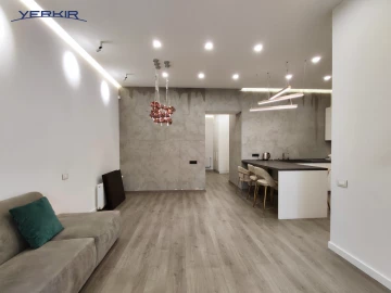 Բնակարաններ Կոդ` 3+211212