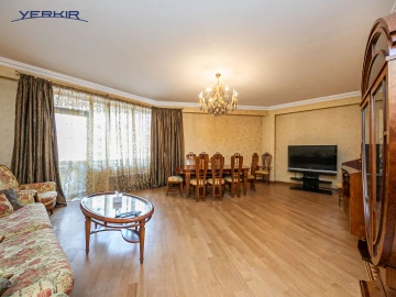 Квартиры Код 5+420265