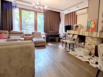 Houses Code: 3+50311