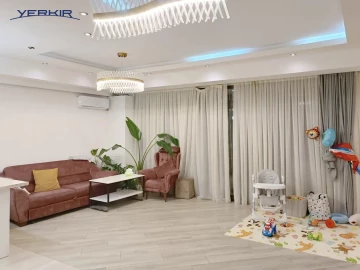 Apartments Code: 9+216155