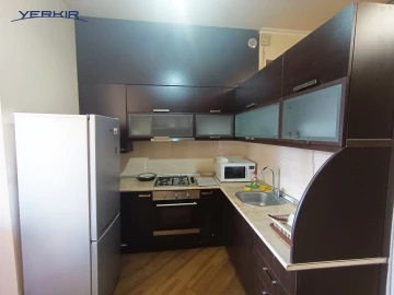 Բնակարաններ Կոդ` 9+218013