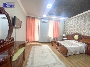 Apartments Code: 5+40110