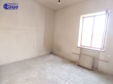 Houses Code: 3+502970