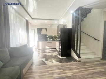 Առանձնատներ Կոդ` 2+520832