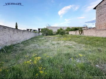 Land areas Code: 10+618451