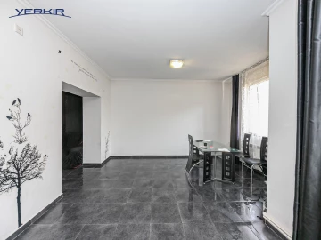 Բնակարաններ Կոդ` 2+317472