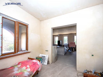 Առանձնատներ Կոդ` 4+511958