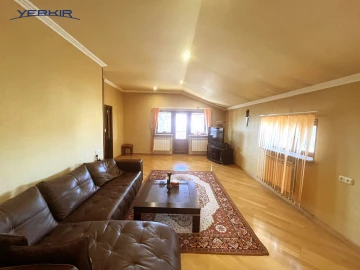 Houses Code: 4+508394