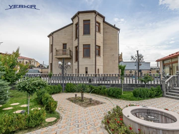 Houses Code: 9+518602