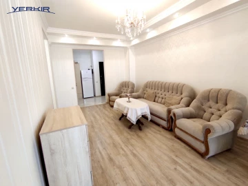 Բնակարաններ Կոդ` 4+209503