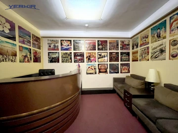 Commercial properties Code: 3+908368