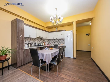 Բնակարաններ Կոդ` 7+317260