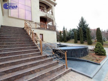 Houses Code: 10+50221